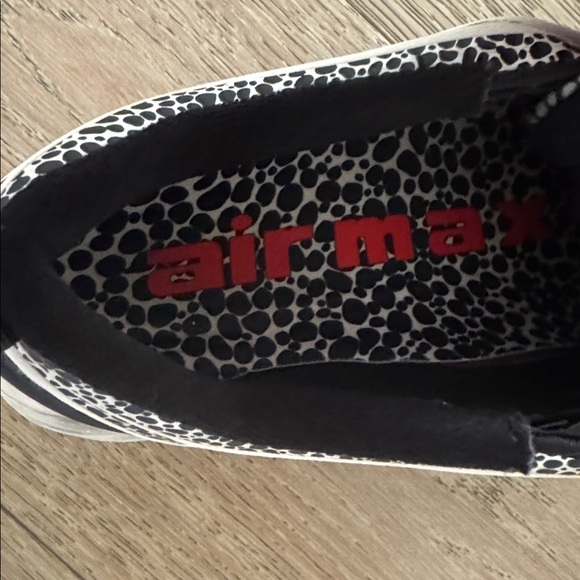 NIKE Women's Air Max 97 SE Sneaker Safari Phantom/Black-Chile size 10 - Picture 7 of 8